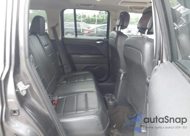 1C4NJPFA7ED754556: 43039953