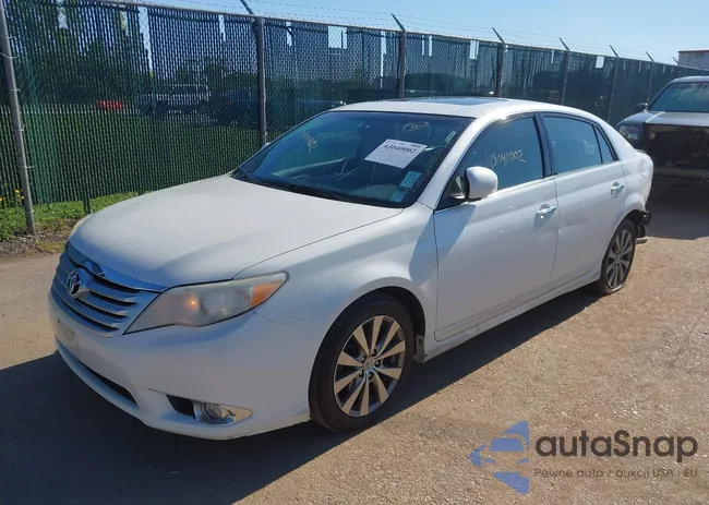 4T1BK3DB2BU375069: 43040002