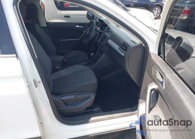 3VV1B7AX8KM183300: 43040153