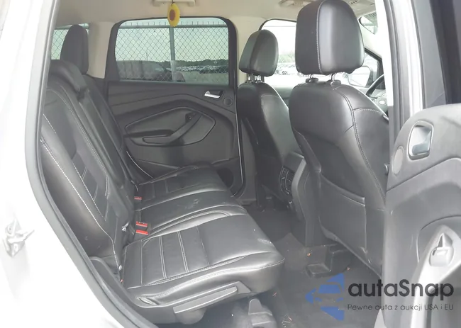 1FMCU0J95HUE94399: 43040200