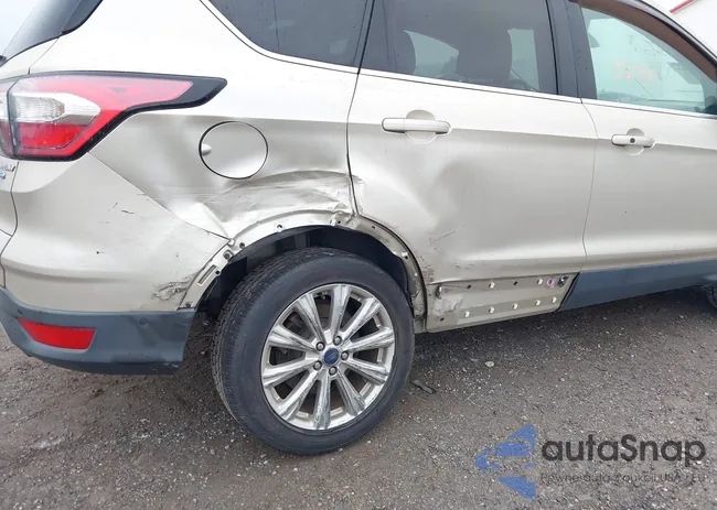 1FMCU9J9XHUC17963: 43040230