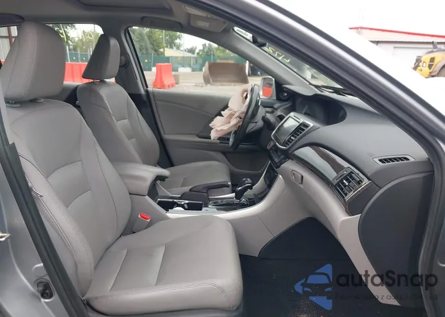 1HGCR2F85GA134729: 43041301