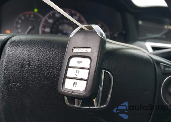 1HGCT1B81DA025780: 43041352