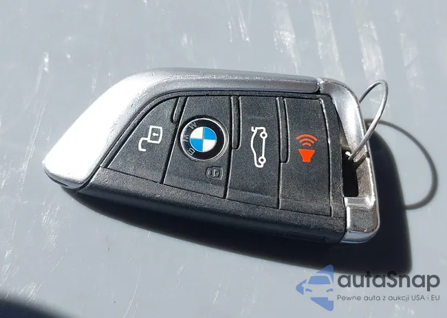 WBA5R7C02LFH70735: 43041371