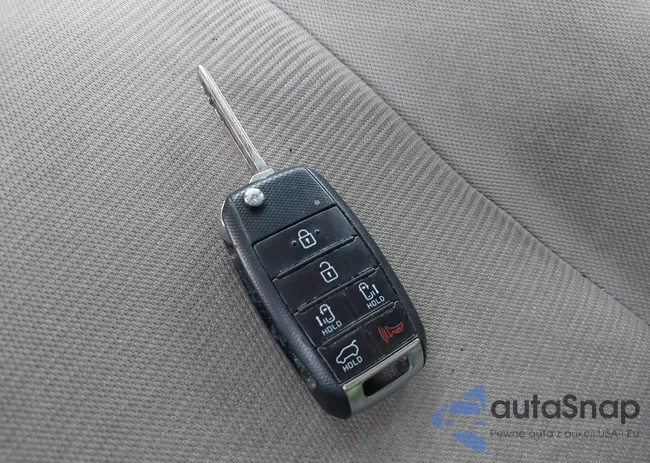 KNDMB5C19F6061074: 43041479