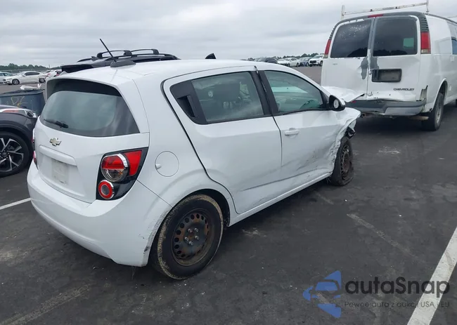 1G1JA6SH7G4111261: 43041556