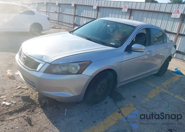 JHMCP26369C011942: 43041557