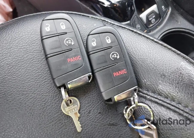 3C4NJDBBXKT750388: 43041563