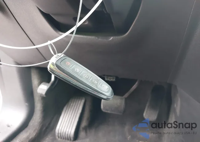 1FMHK8F86BGA87871: 43041622