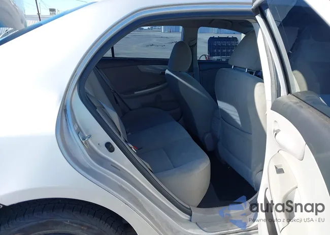 2T1BU4EE4BC658843: 43041649