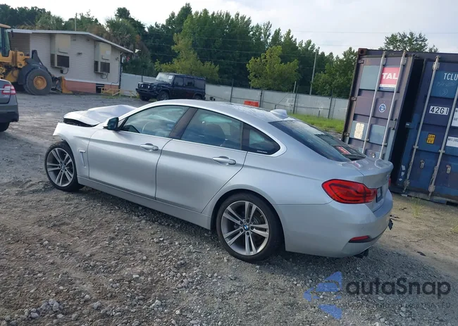 WBA4J1C58KBM14899: 43041756