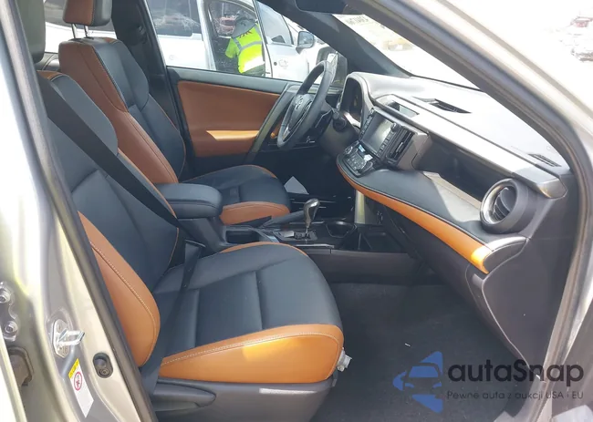 2T3NFREV3HW382724: 43041760