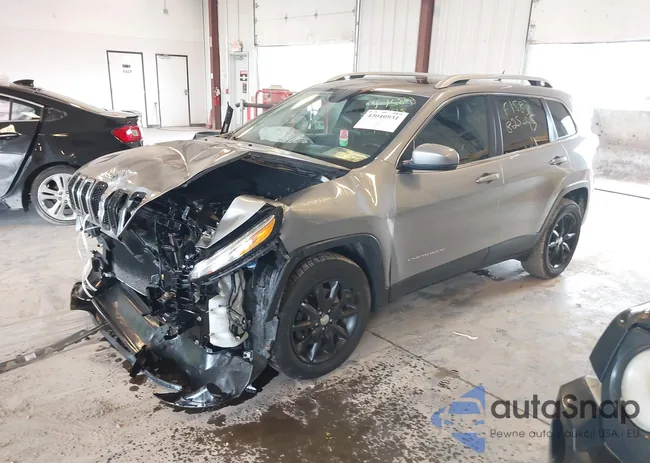 1C4PJMDS9GW231579: 43040931