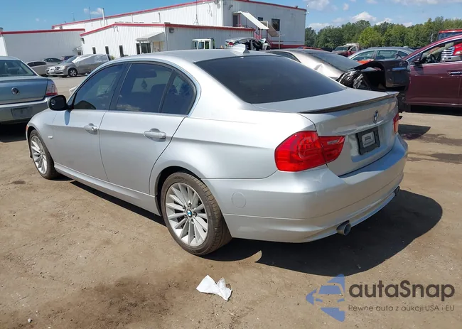 WBAPN7C55BA781561: 43041137