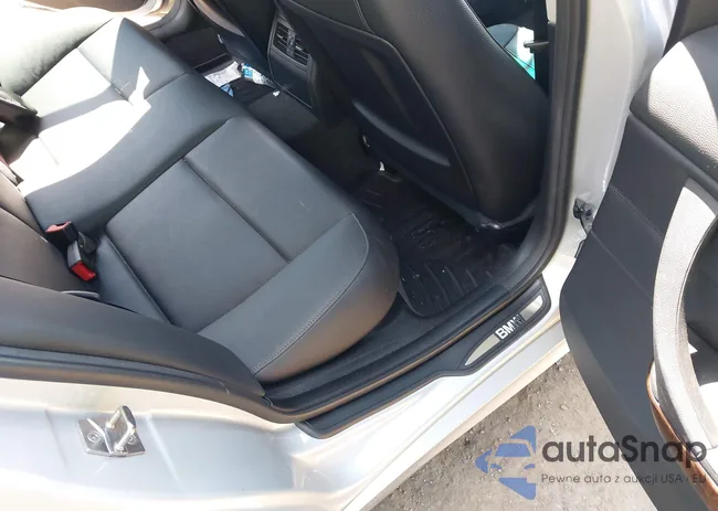 WBAPN7C55BA781561: 43041137