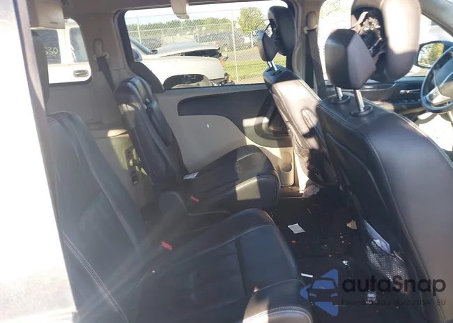 2C4RC1BG3ER449281: 43041187