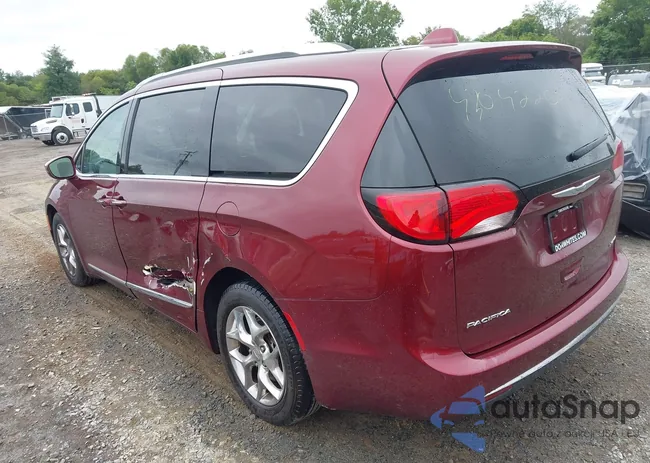 2C4RC1GGXHR753592: 43042269