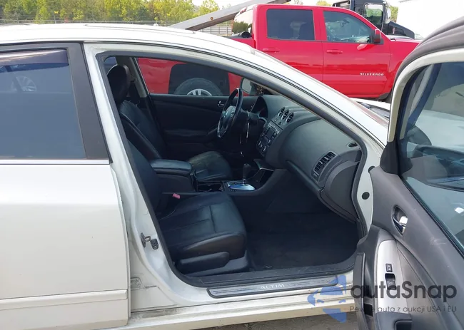 1N4BL2AP8AN493170: 43042306