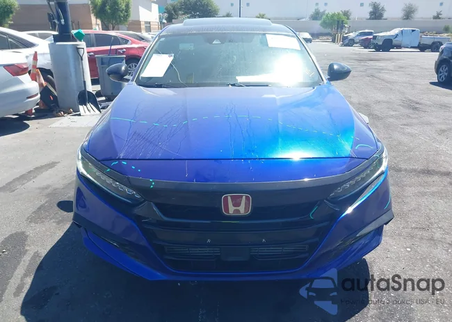 1HGCV2F38KA032611: 43042494