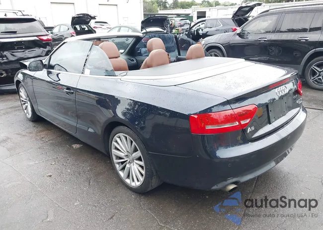 WAULFAFH7AN018401: 43042537