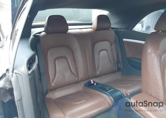 WAULFAFH7AN018401: 43042537