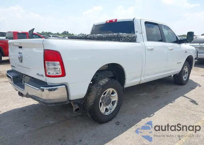 3C6UR5DL7KG620942: 43042564