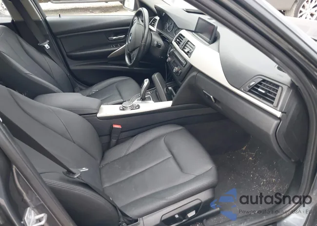 WBA3C3G50FNS76467: 43042738