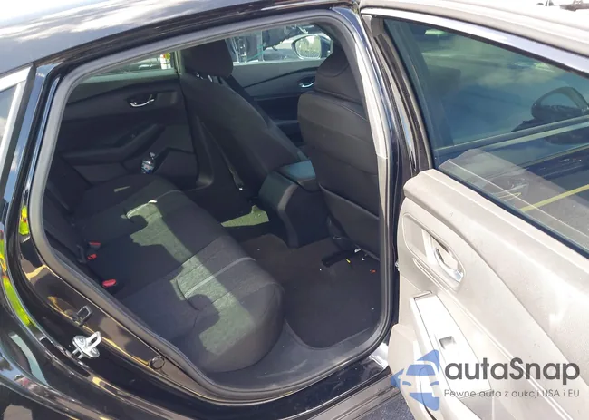 1HGCY2F58RA024897: 43042801