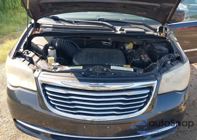 2C4RC1BG5CR127352: 43042852