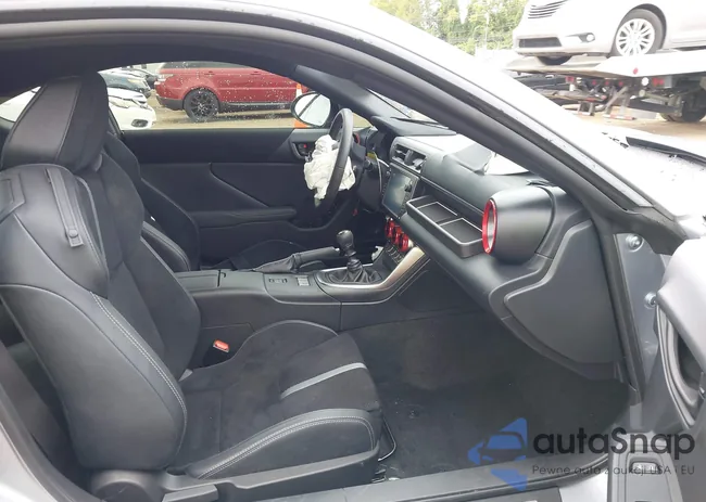 JF1ZNBE16R9758221: 43041887