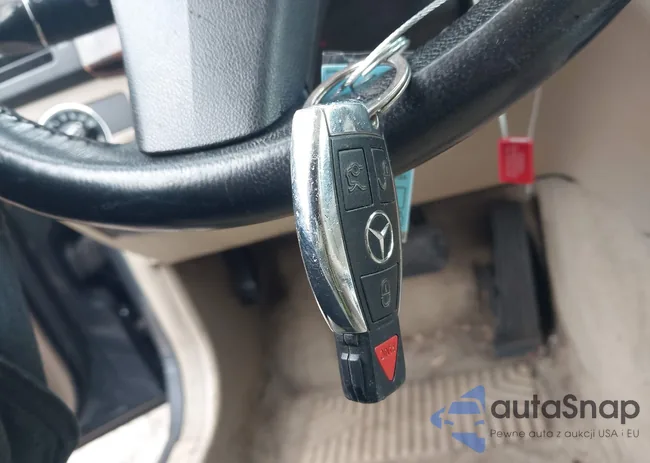 WDCGG8HB0AF395370: 43042076