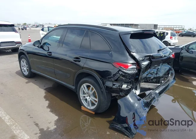 W1NKM4HB7PU012846: 43043389