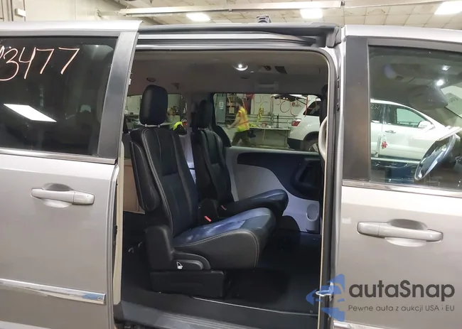 2C4RC1BG8GR288932: 43043477