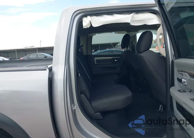 1C6RR6LGXKS702169: 43043487