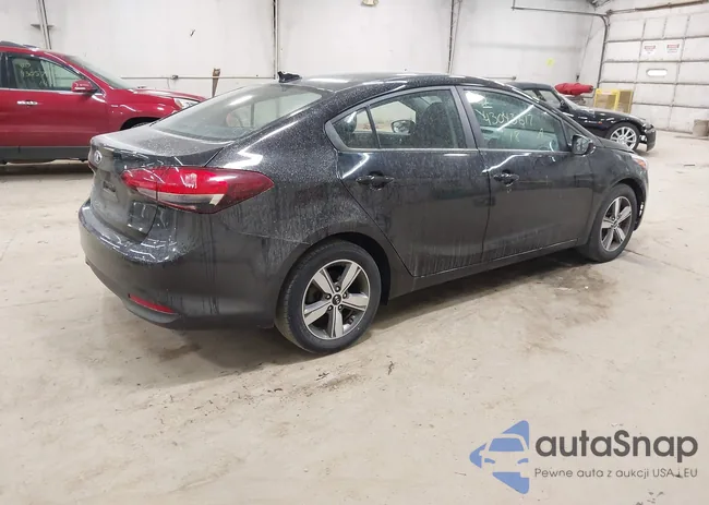 3KPFL4A76JE178850: 43043617