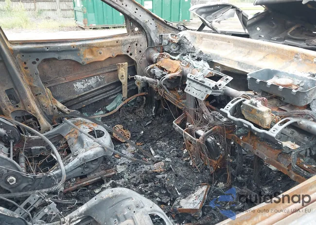 1C4PJMDX3KD393563: 43043779