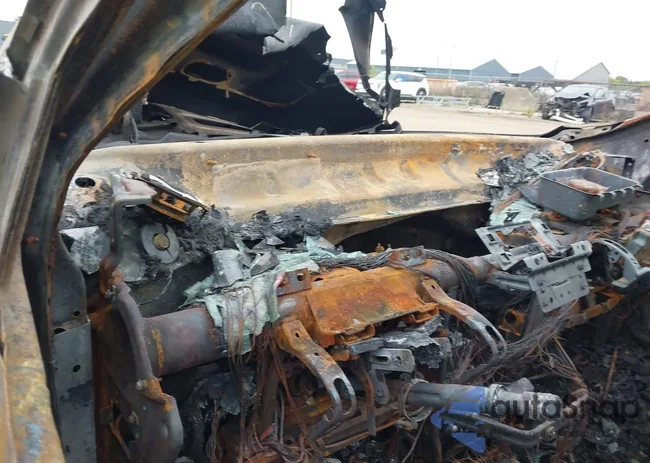 1C4PJMDX3KD393563: 43043779