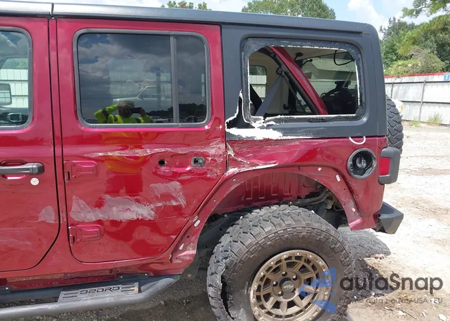 1C4HJXDG5MW844408: 43042897