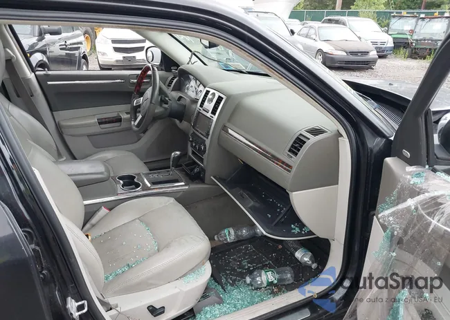 2C3LA63H58H187391: 43043084