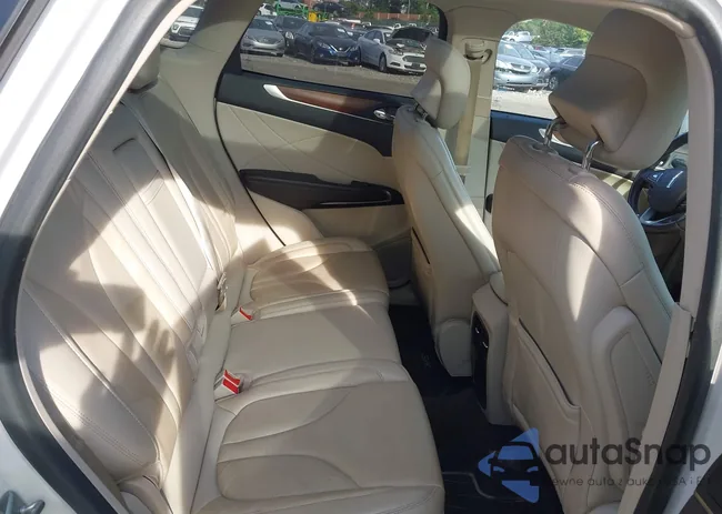 5LMCJ2D98HUL45403: 43043249