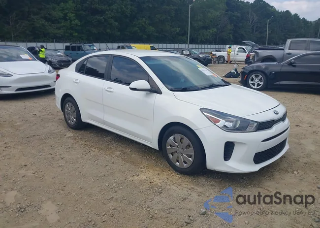 3KPA24AD4LE327195: 43044267