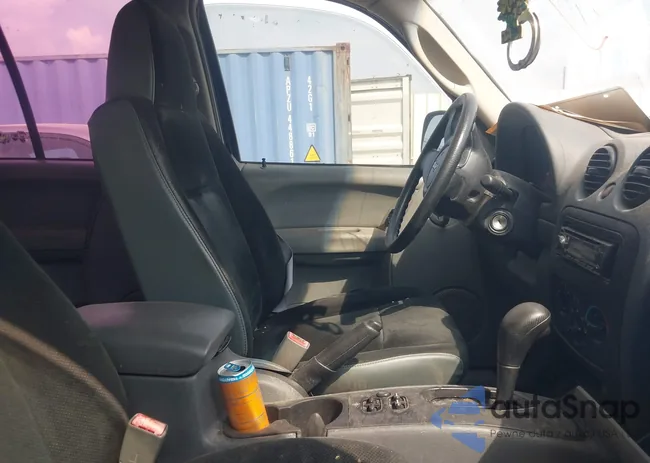 1J4GK48K76W205501: 43044281