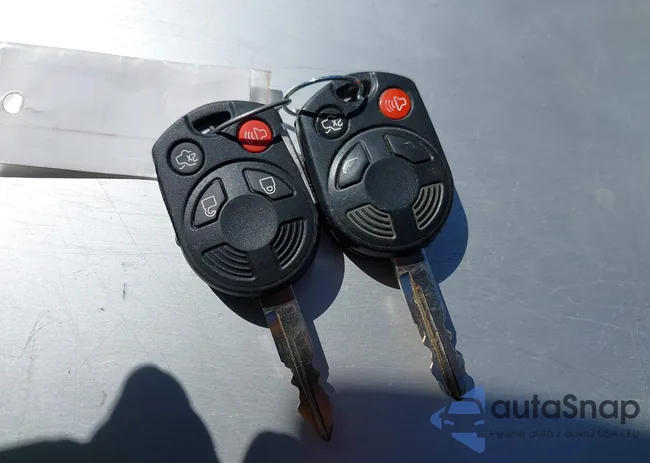 1FMCU0EG8CKB55245: 43044776