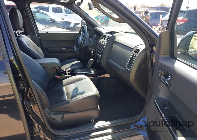 1FMCU0EG8CKB55245: 43044776