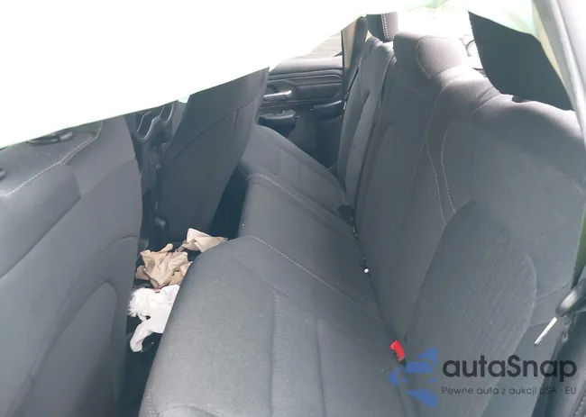 1C6SRFCT8KN651557: 43044013