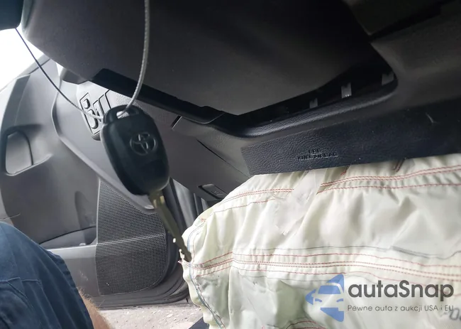 2T1BURHE0FC455849: 43045286