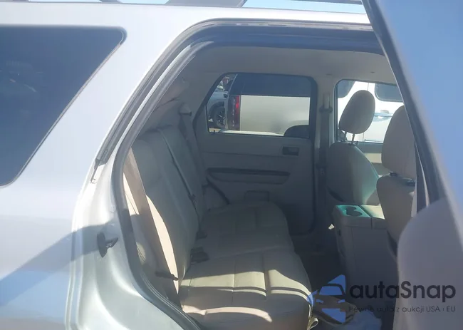 1FMCU03178KB59499: 43045314