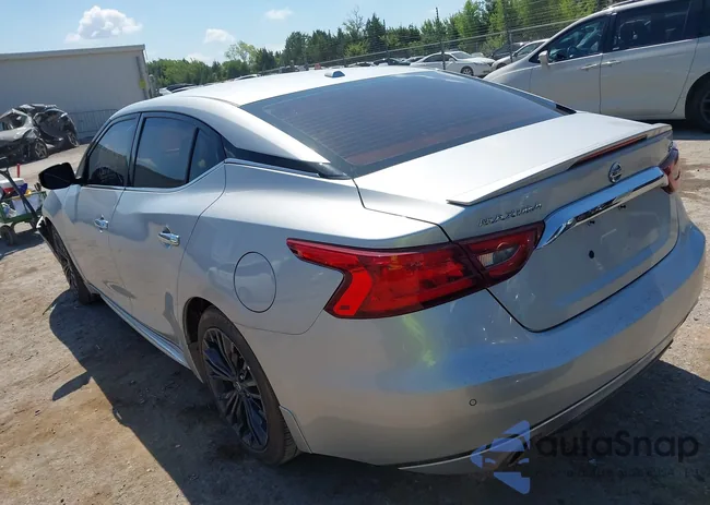 1N4AA6AP1HC421046: 43045562