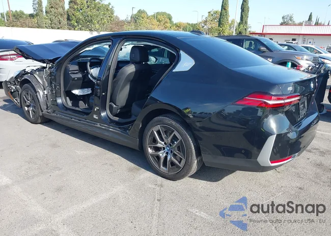 WBY33FK03SCT60237: 43045687