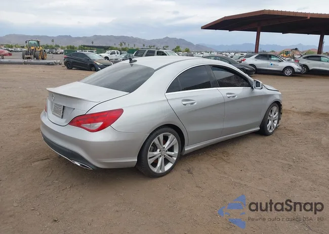 WDDSJ4EB4JN546706: 43045700